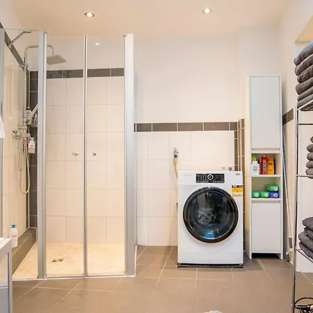 Exklusives Loft Im Herzen Von By Interhome Apartament
